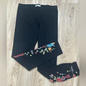 Johnny Was Legging Pants Black  Floral Embroidery Leggings SZ Small